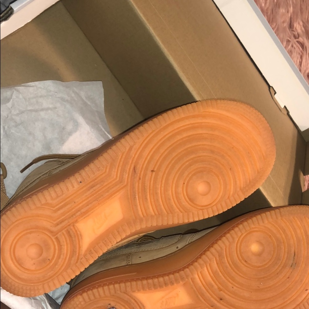 Nike Air Force - Picture 3 of 3